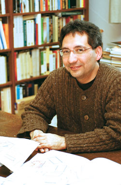 Eduardo Cadava