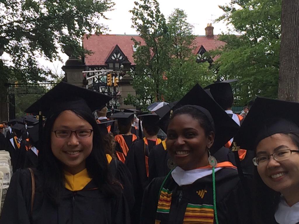 Congratulations to the great Class of 2015 making it through Fitzrandolph Gate! #princeton15 @princetoncareer http://t.co/AqxCafmveI