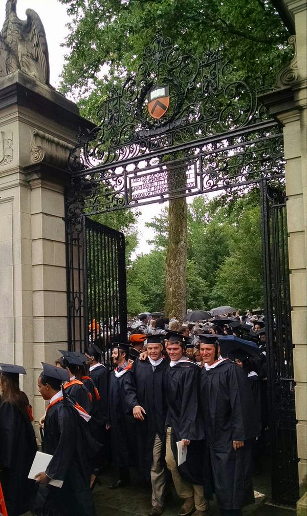@joejohntull graduated from @Princeton! #Princeton15 #TullFamily #AllTheDuckingTulls http://t.co/H1XXr158V4